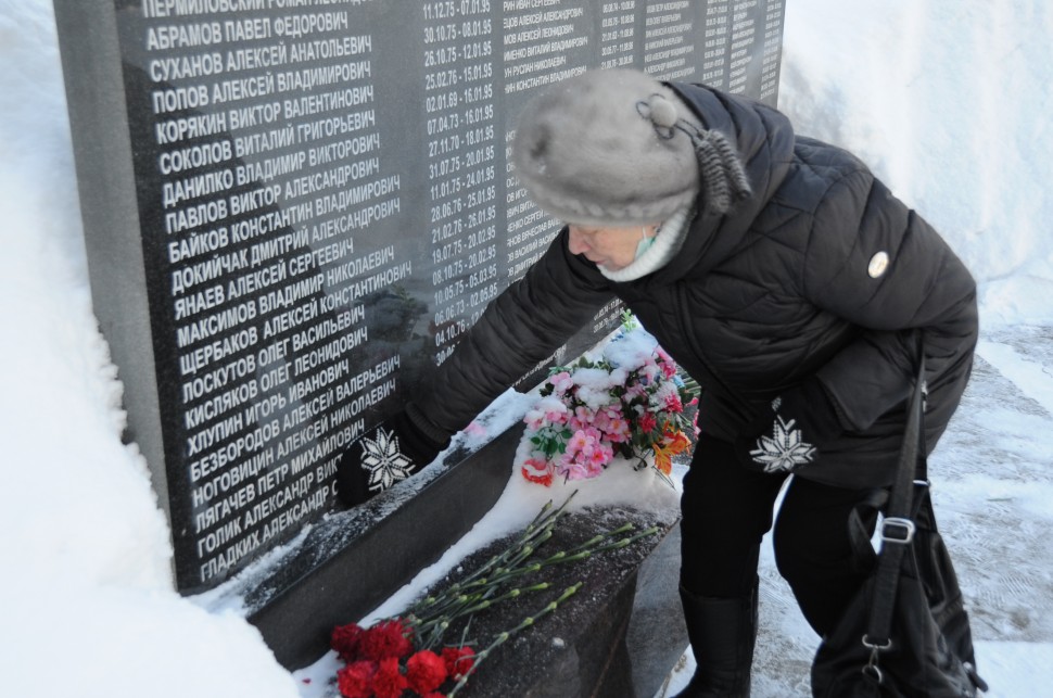 Сегодня сотрудники и ветераны РУФСБ России по Архангельской области почтили память воинов-интернационалистов.
